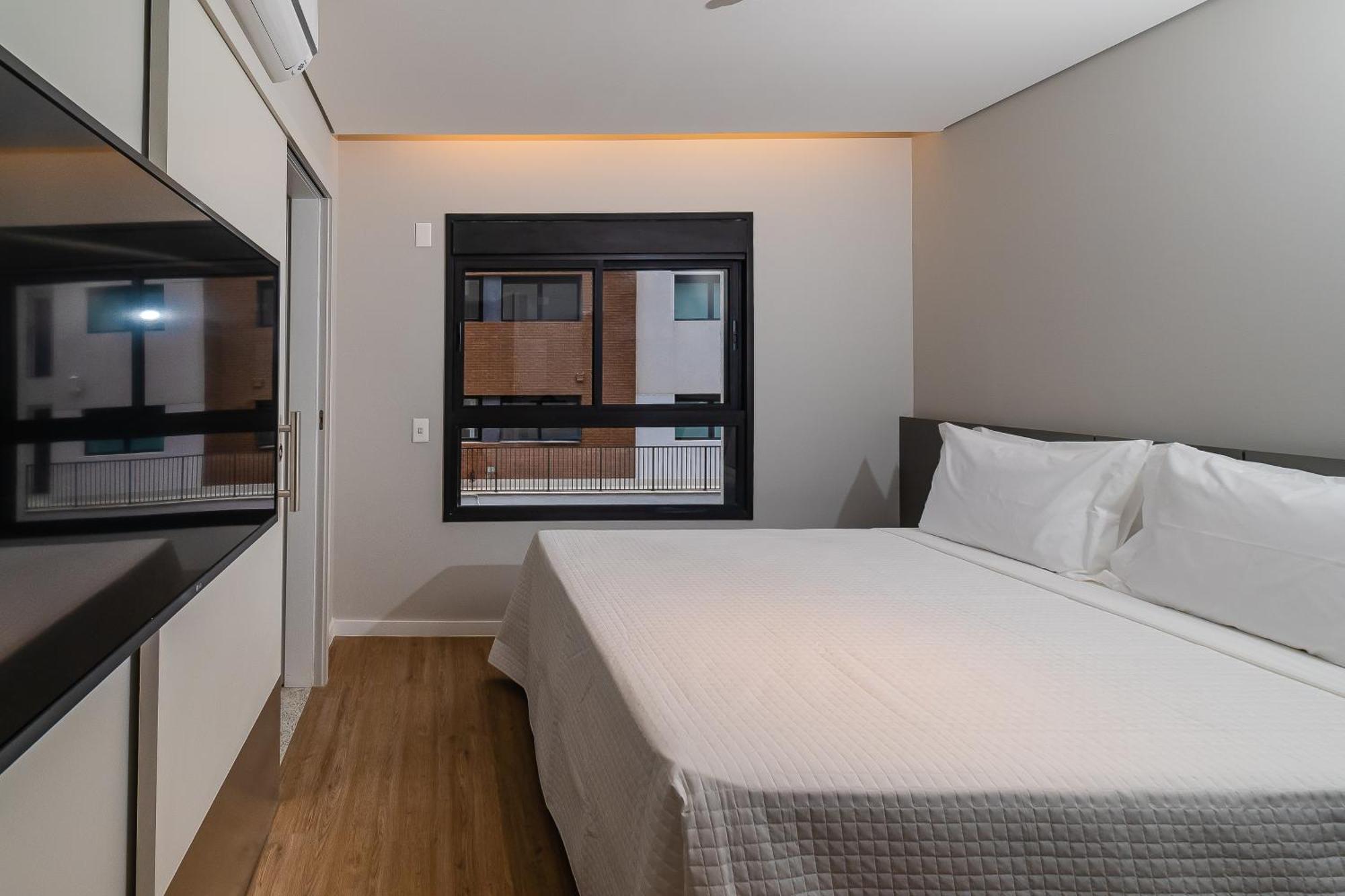 Khách sạn Ez Moema 4*