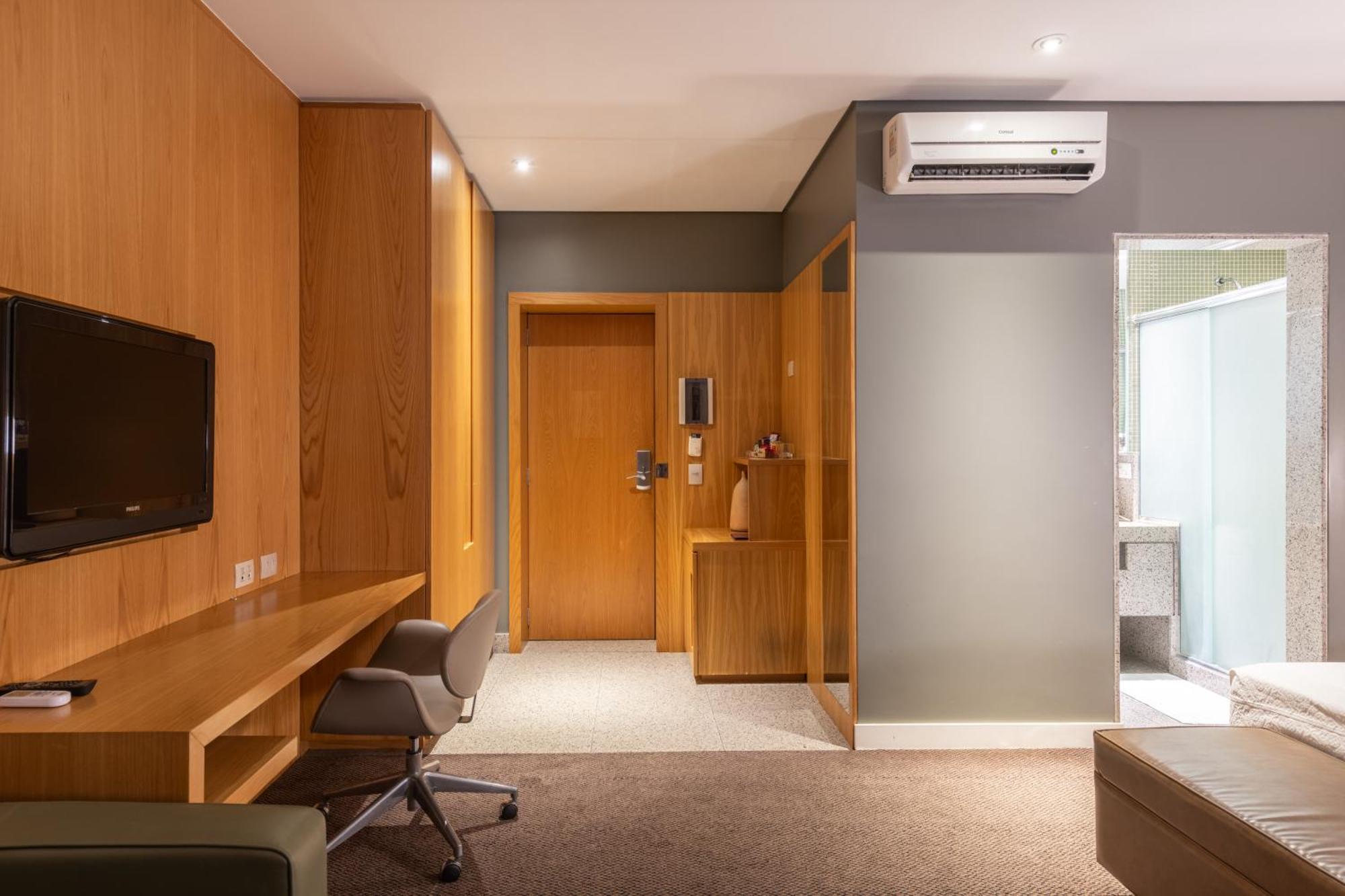 Hotel Delplaza Maraba 4*