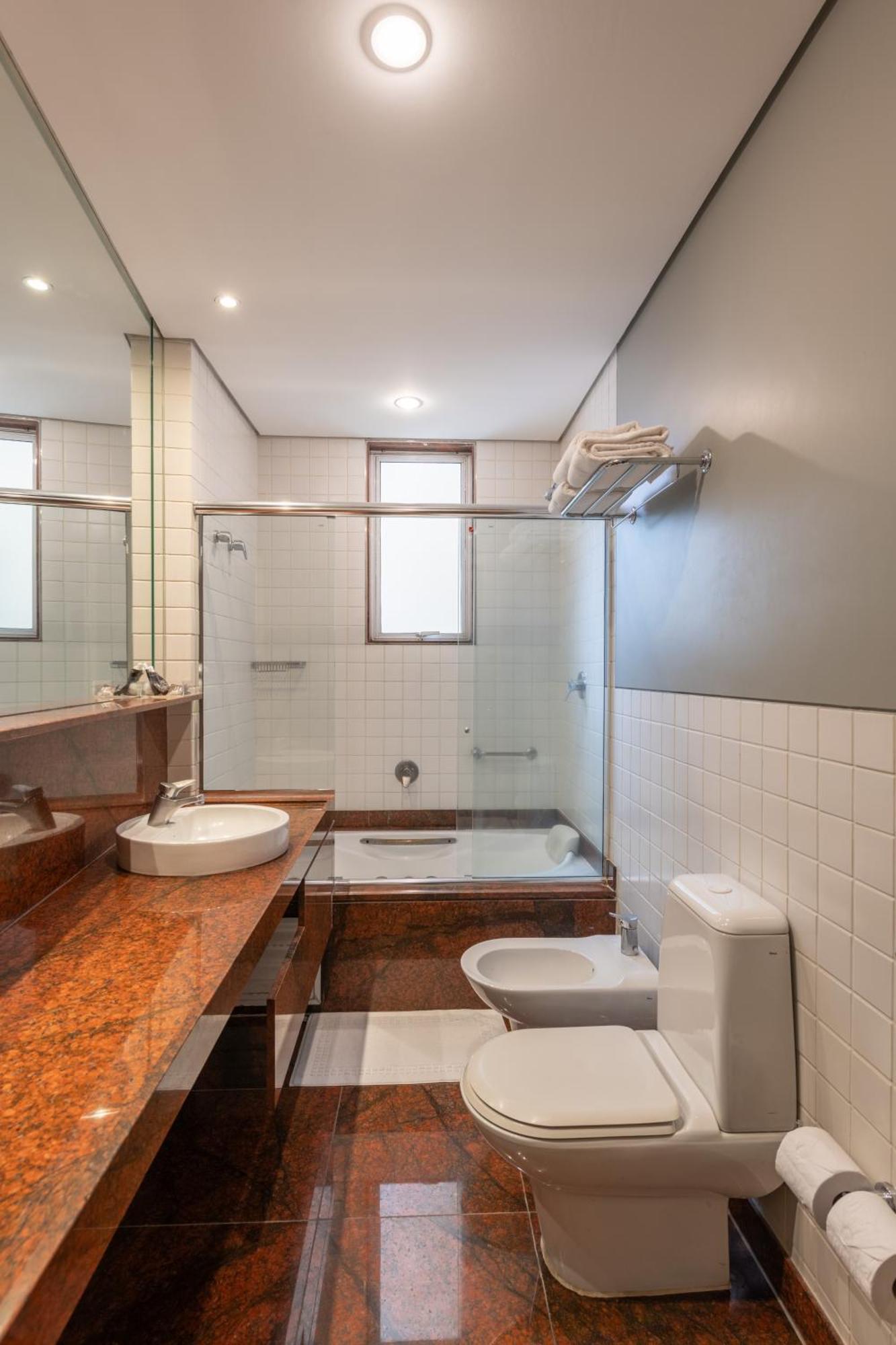Hotel Delplaza Maraba 4*