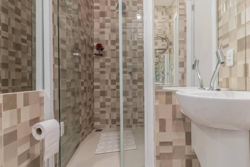 Flat Sensacional 4 Pessoas Em Moderno 2 Climatizados