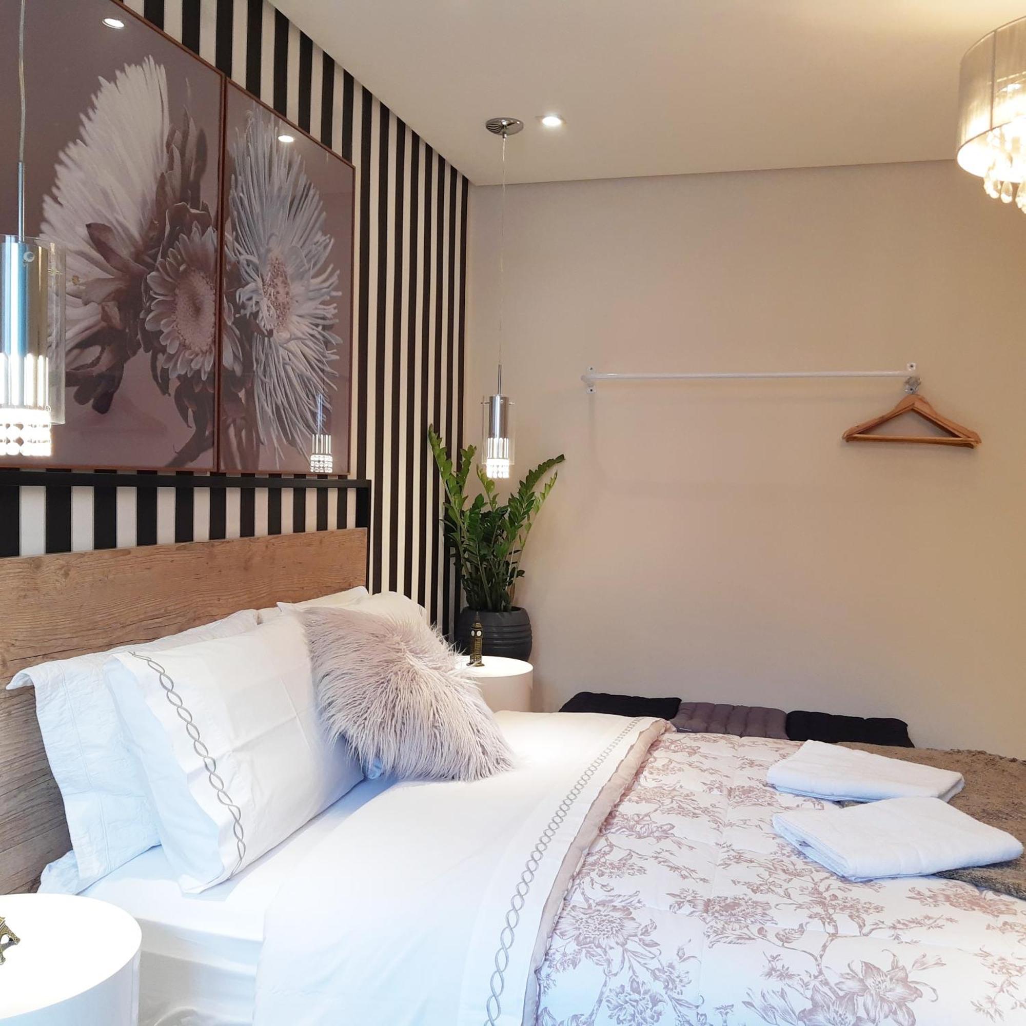 Live House Boutique Guest house *