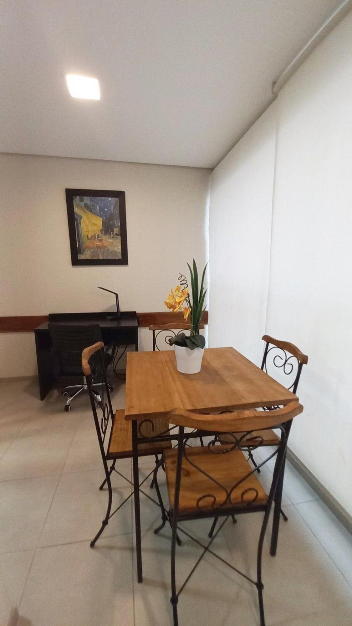 409 Urbe Paulista, Bela Vista, Com Garagem *