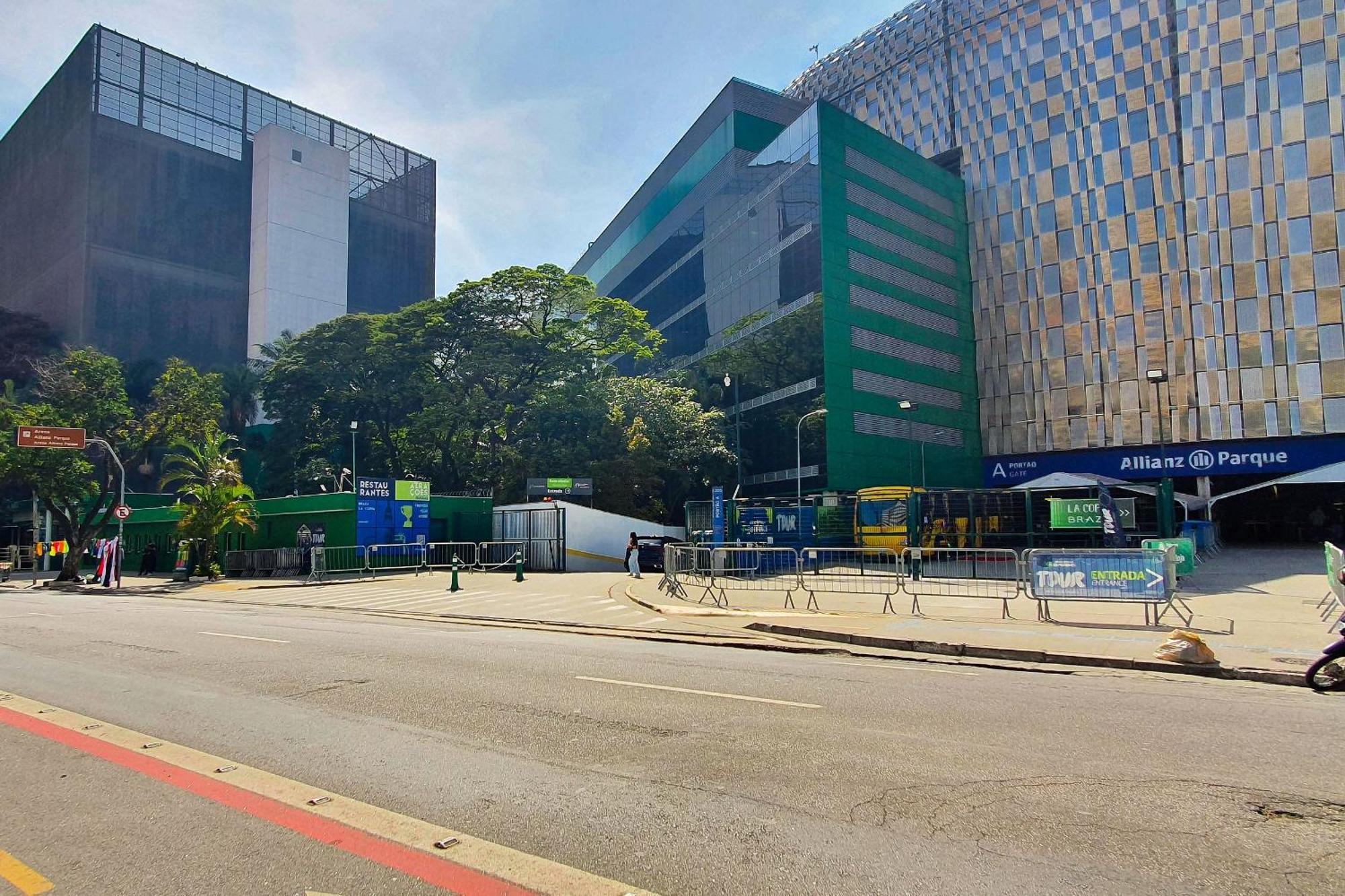 Apartment Apto Com Otima Area Comum Perto Do Allianz Parque E A Passos Da Puc - Share Perdizes *