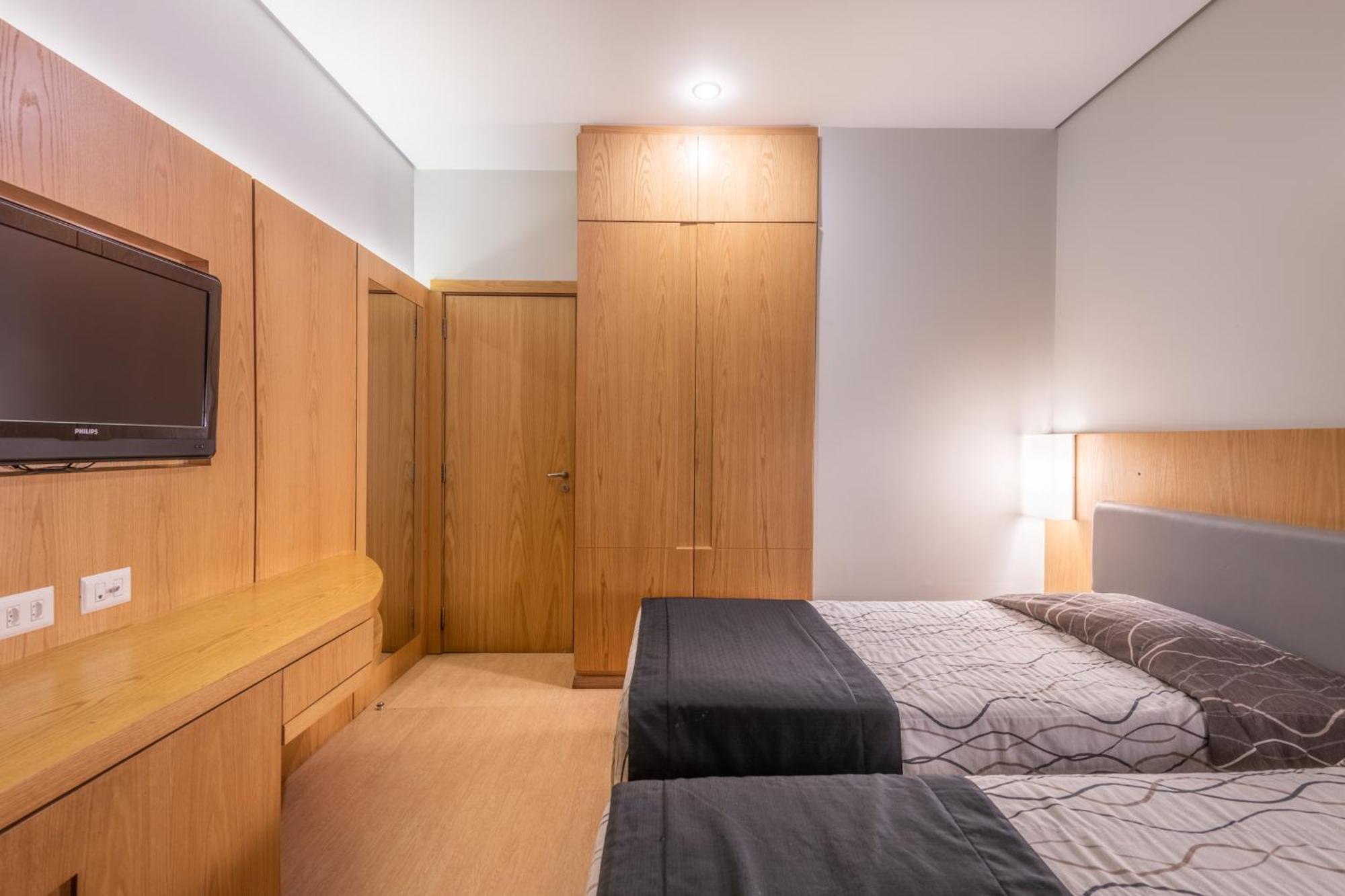Delplaza Excelsior - By Monreale Hotel