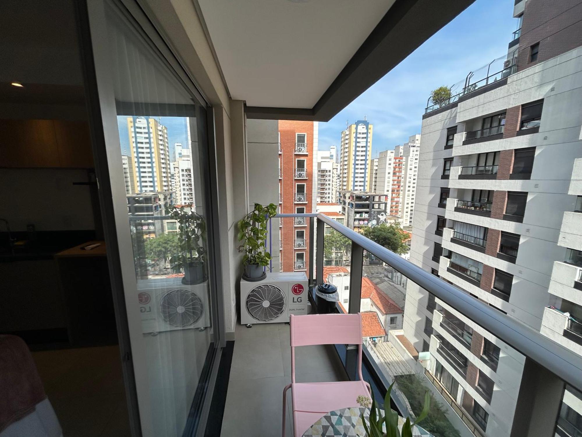 802 - Bela Cintra Apartment *