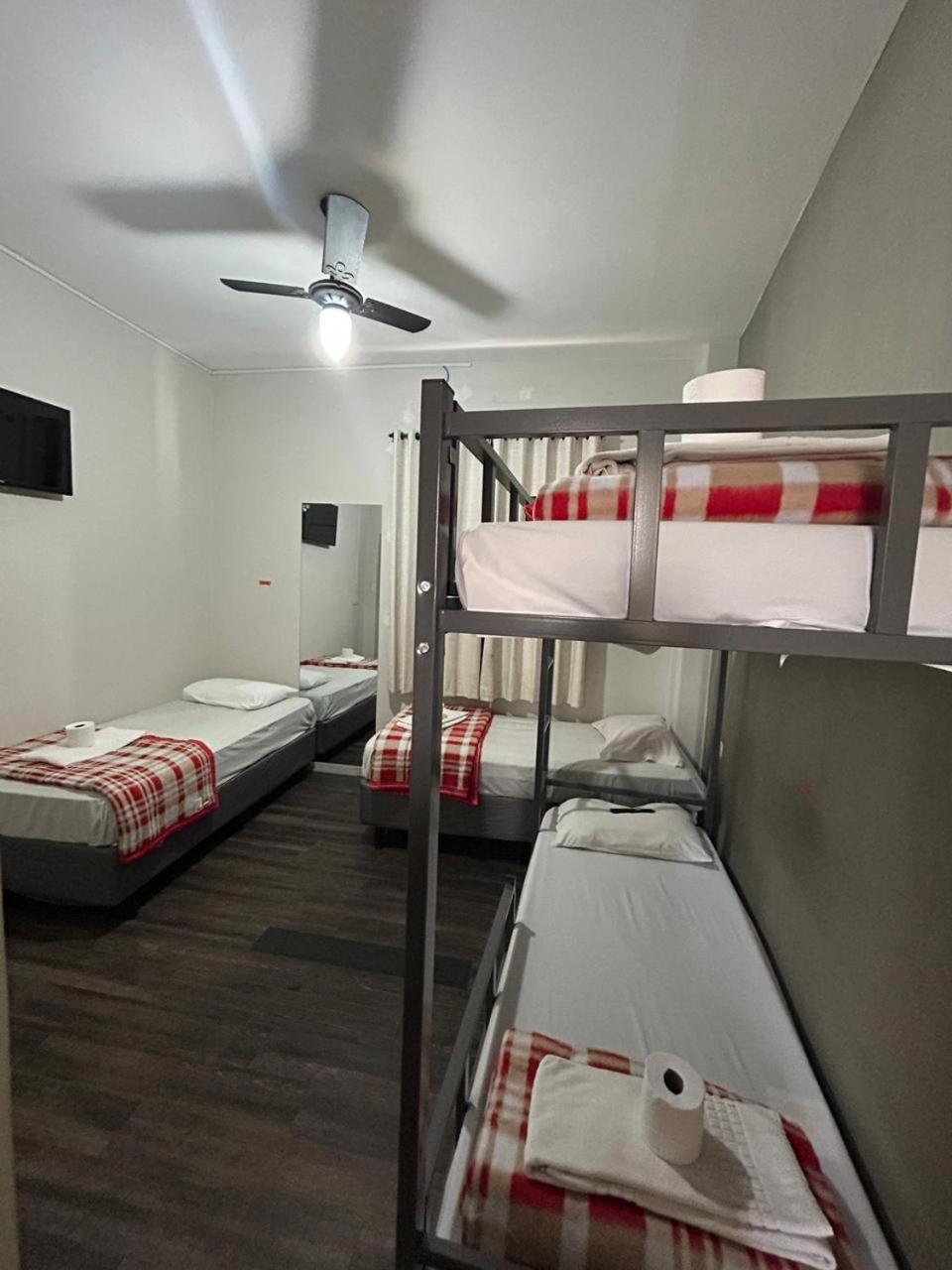 Carabelas - Proximo A 25 De Marco E Bras Hostel *