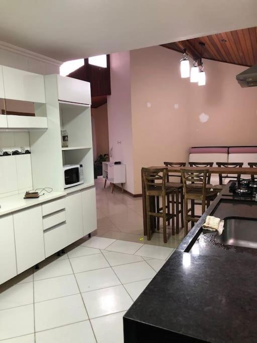 Open House Vargas Pousada *
