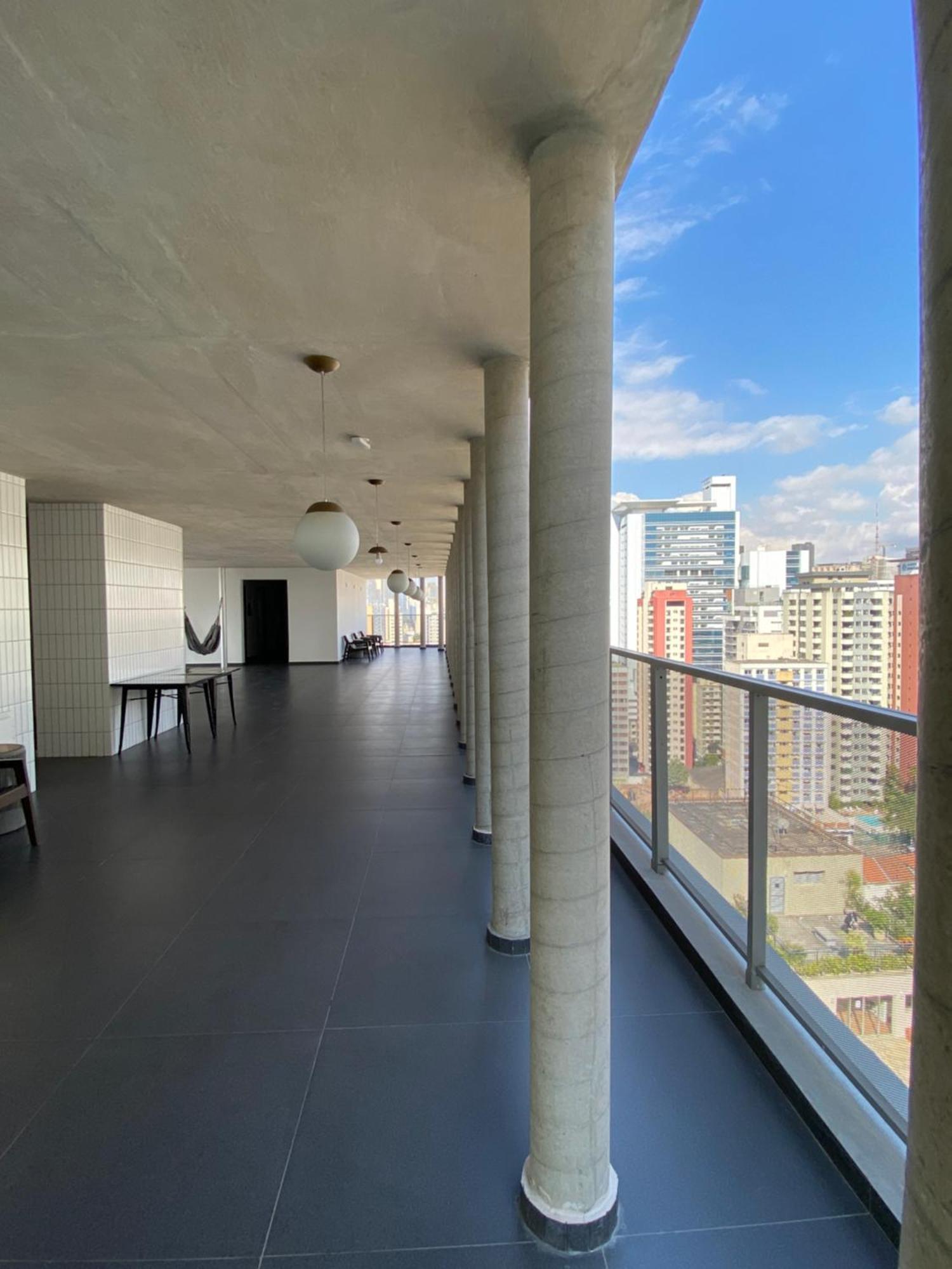 Lindo Ao Lado Do Centro De Convencoes Frei Caneca - Sao Paulo
