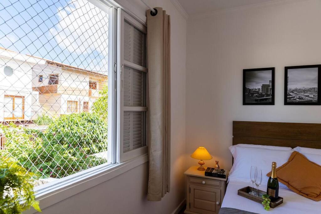 Casa Aconchegante Com 4 Quartos Na Madalena * São Paulo