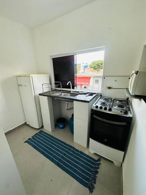 Daire Mobiliado E Confortavel Zn - Cod 06 *