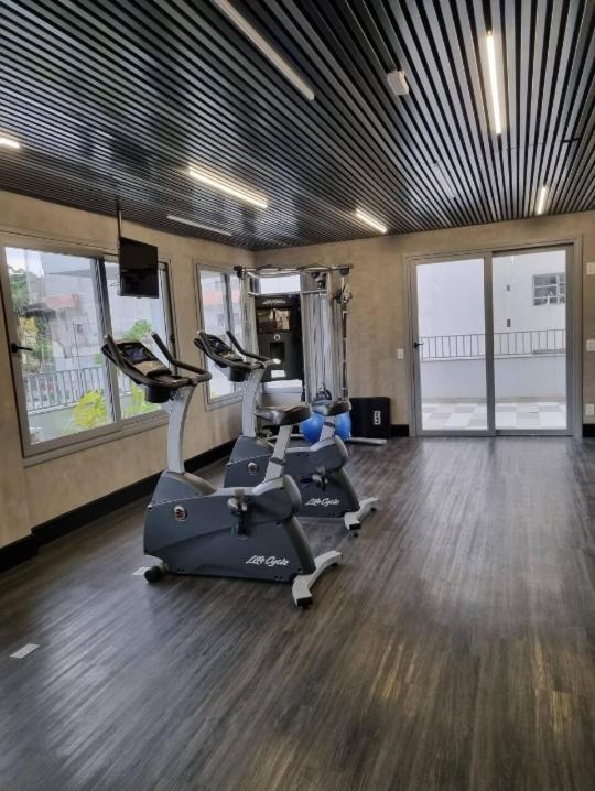Mobiliado, 50m Do Metro Brooklin, Proximo Shopping Morumbi Em Sp Apartment Sao Paulo