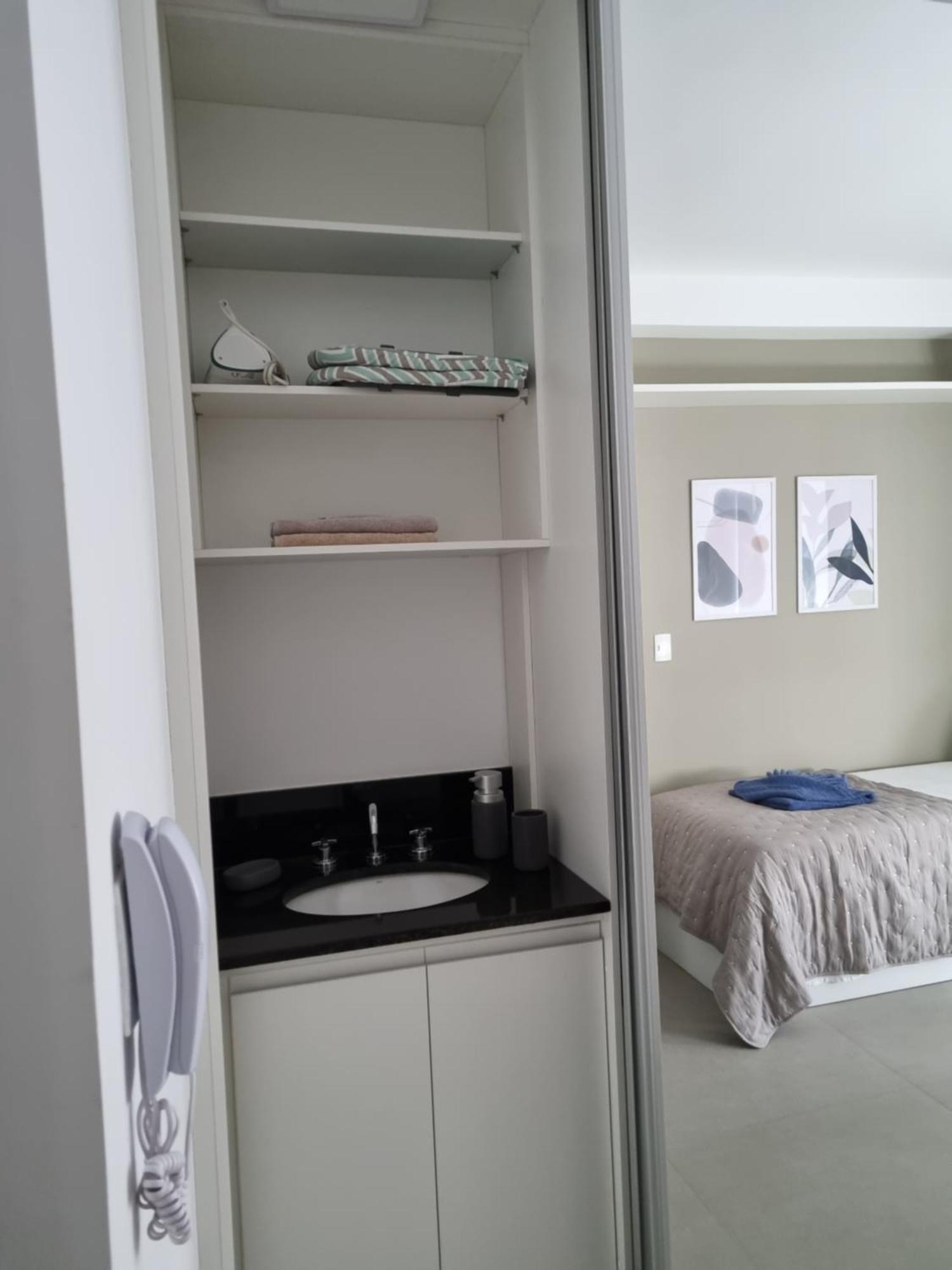Apartment Mobiliado, 50m Do Metro Brooklin, Proximo Shopping Morumbi Em Sp Sao Paulo