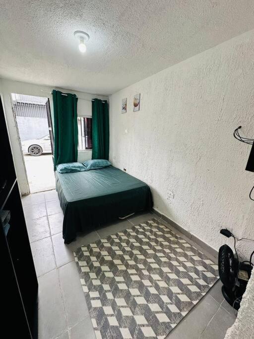 Daire Kitnet Confortavel Mobiliada Casal Zn -cod 01