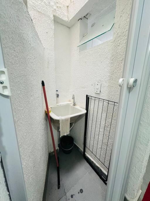 Kitnet Confortavel Mobiliada Casal Zn -cod 01 Daire Sao Paulo