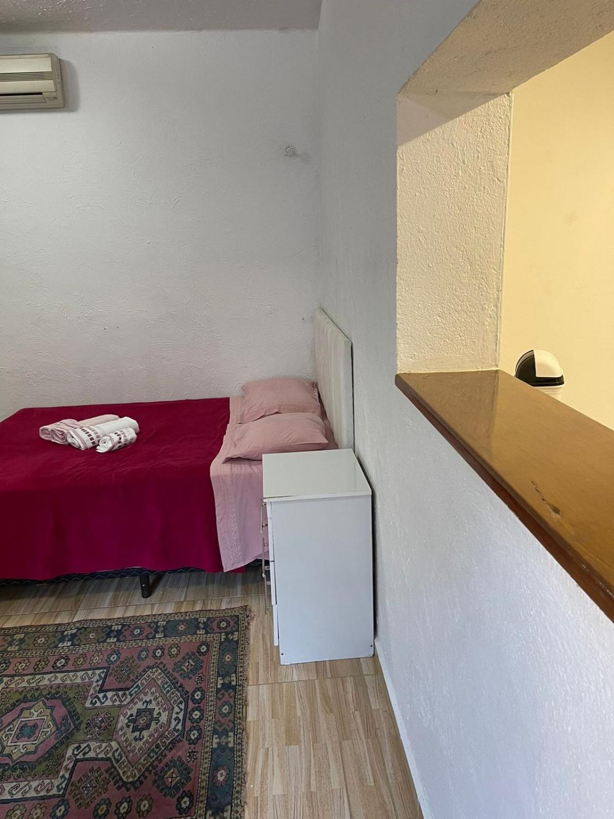 Becas House Pansiyon *