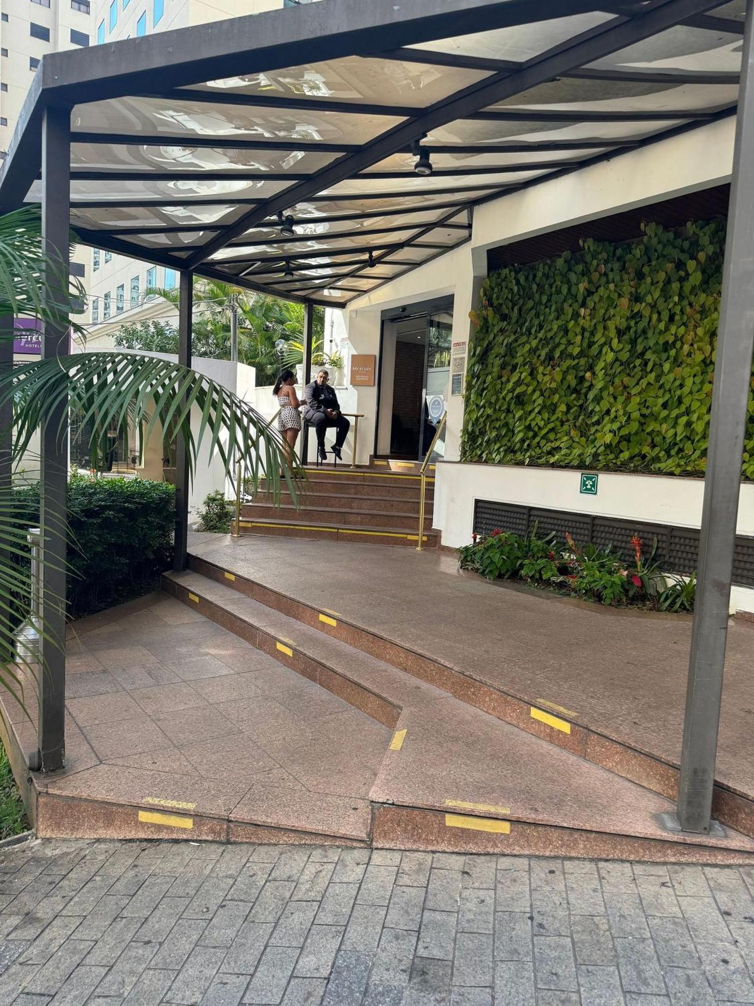 M256 | Flat Localizado No Jardins *