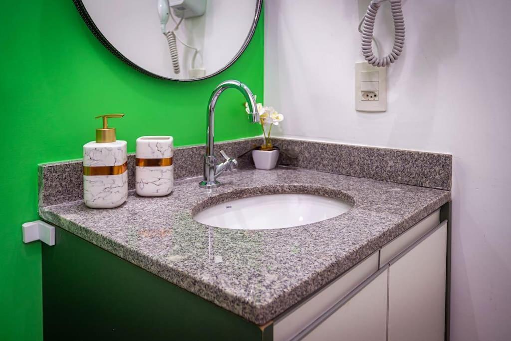 Lancamento! 4 Hospedes, Garagem, Av. Paulista Apartment
