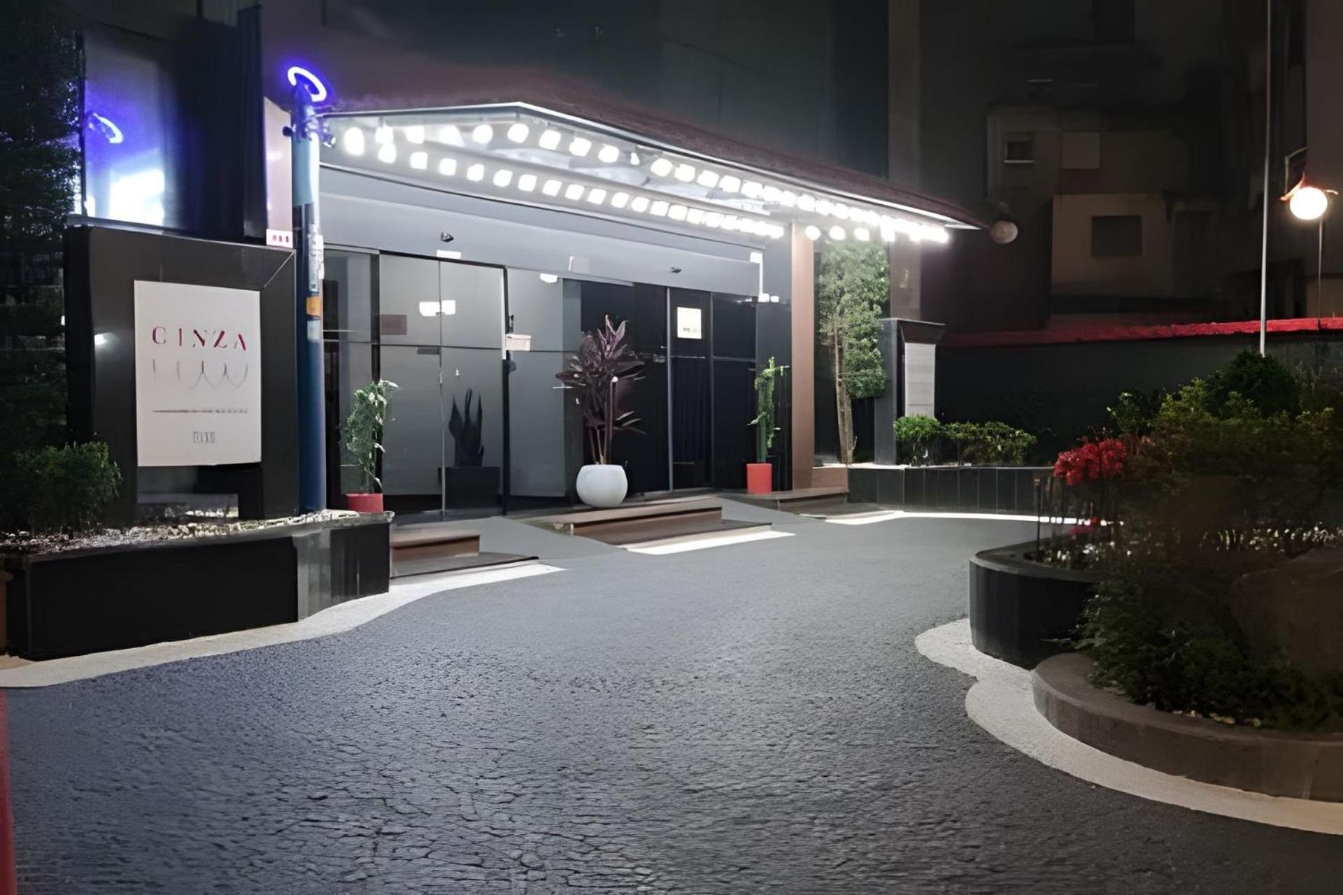 Liberdade 4 Pessoas Garagem,feirinha ,hakka, Hospitais *
