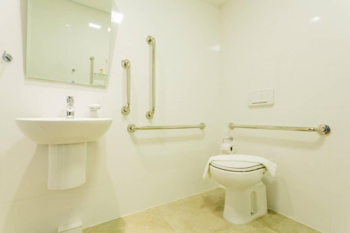 Bhomy Bela Vista Adaptado E Confortavel Apm1206 * São Paulo