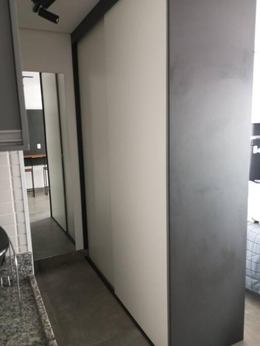 Master No Centro De Sao Paulo, Com Garagem Gratis, Ao Lado Do Metro E 25 De Marco Apartment Sao Paulo