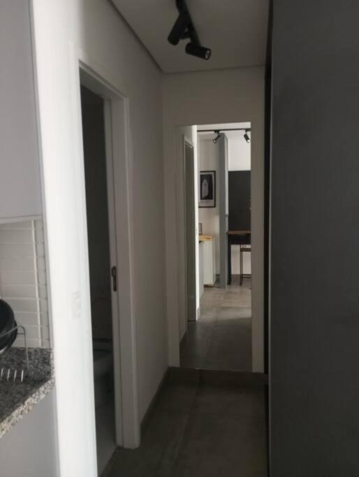 Apartment Master No Centro De Sao Paulo, Com Garagem Gratis, Ao Lado Do Metro E 25 De Marco *