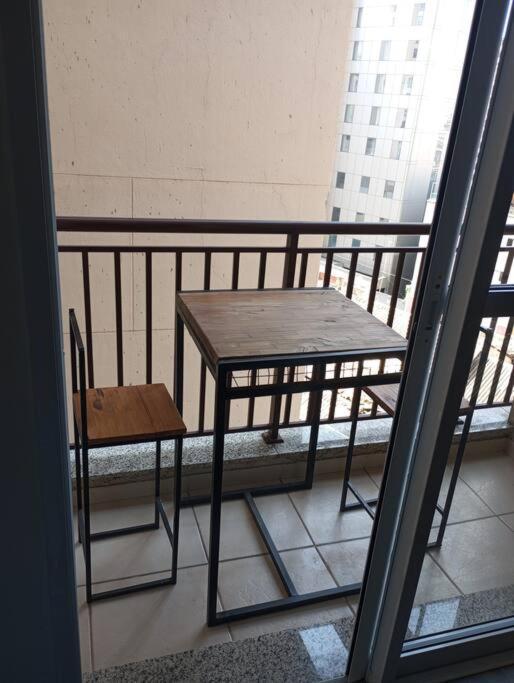 Master No Centro De Sao Paulo, Com Garagem Gratis, Ao Lado Do Metro E 25 De Marco Sao Paulo