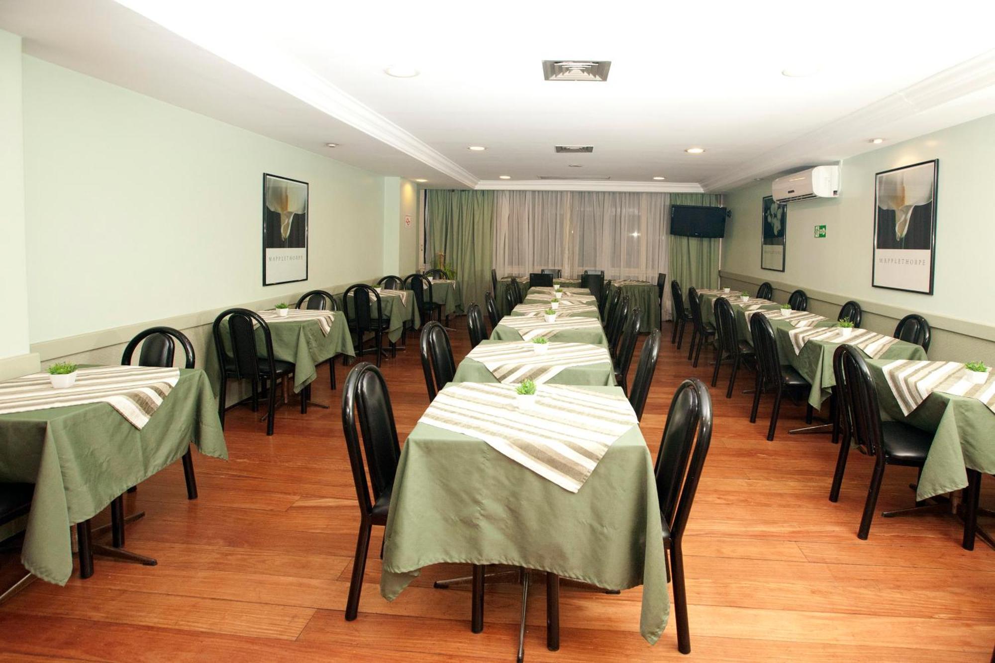 Plaza Apolo Hotel 3*
