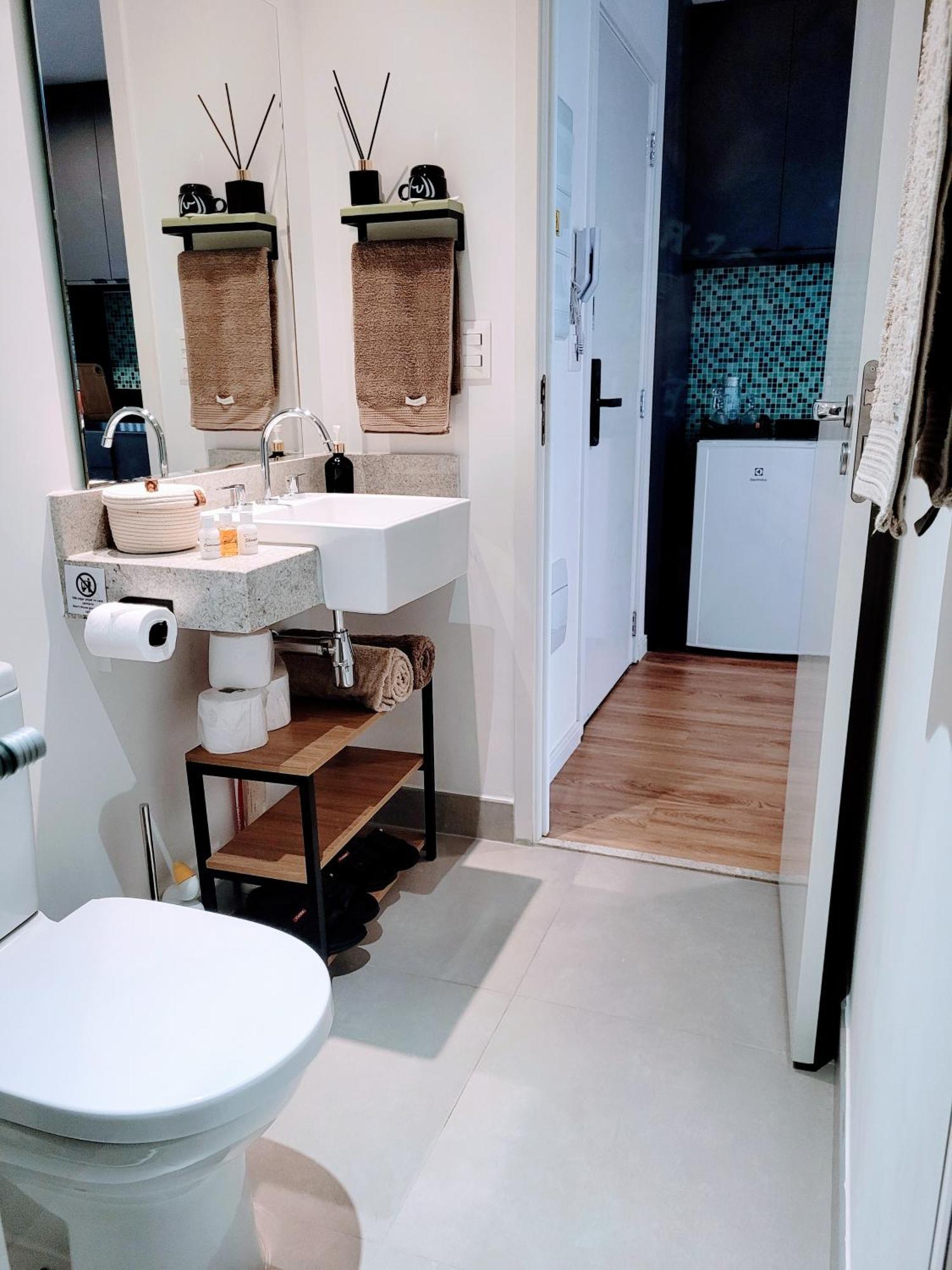 Charmoso Em Pinheiros 250 Metros Da Estacao Oscar Freire Hospital Clinicas Nubank Incor Paulista Apartment Sao Paulo