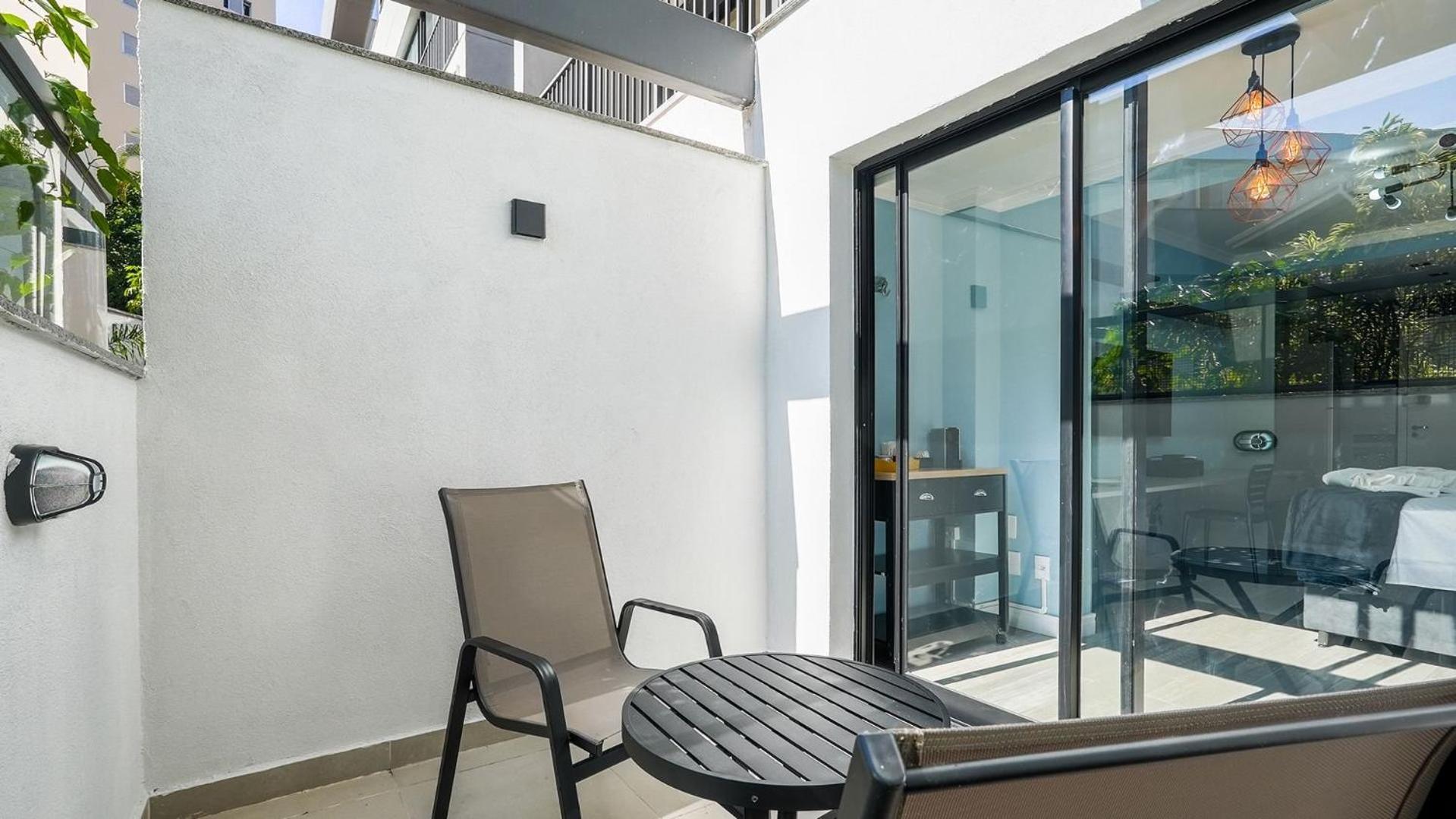 Modernos E Completos Ao Lado Da Estacao Mariana Tatil Evi