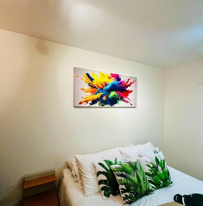 Stylish Studio Frei Caneca Apartment Sao Paulo