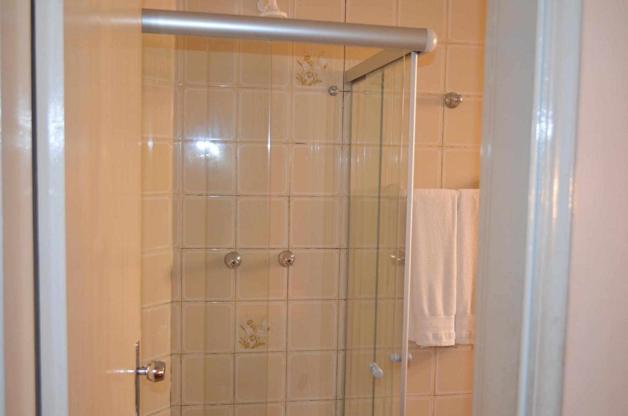 Reinales Plaza Otel