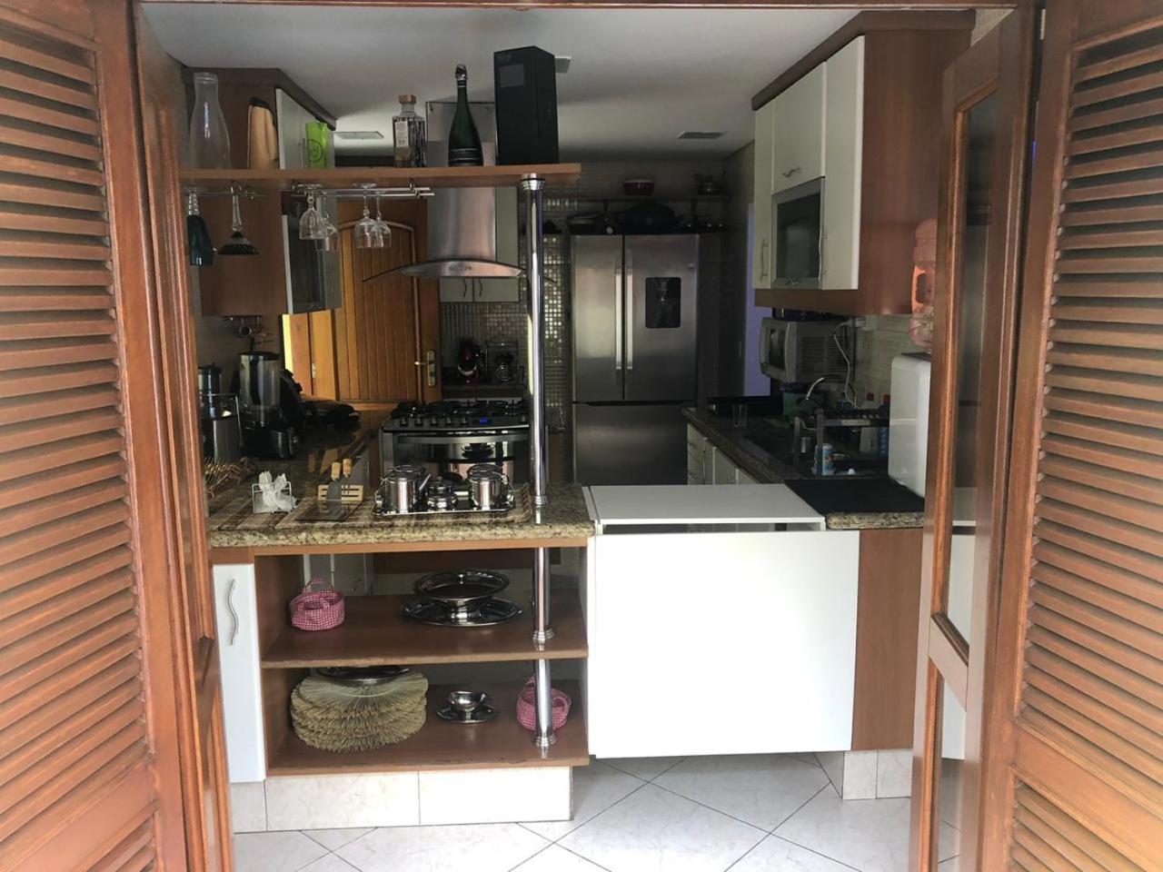 Casa Eventos Zona Sul Piscina E Acustica Ferienhaus
