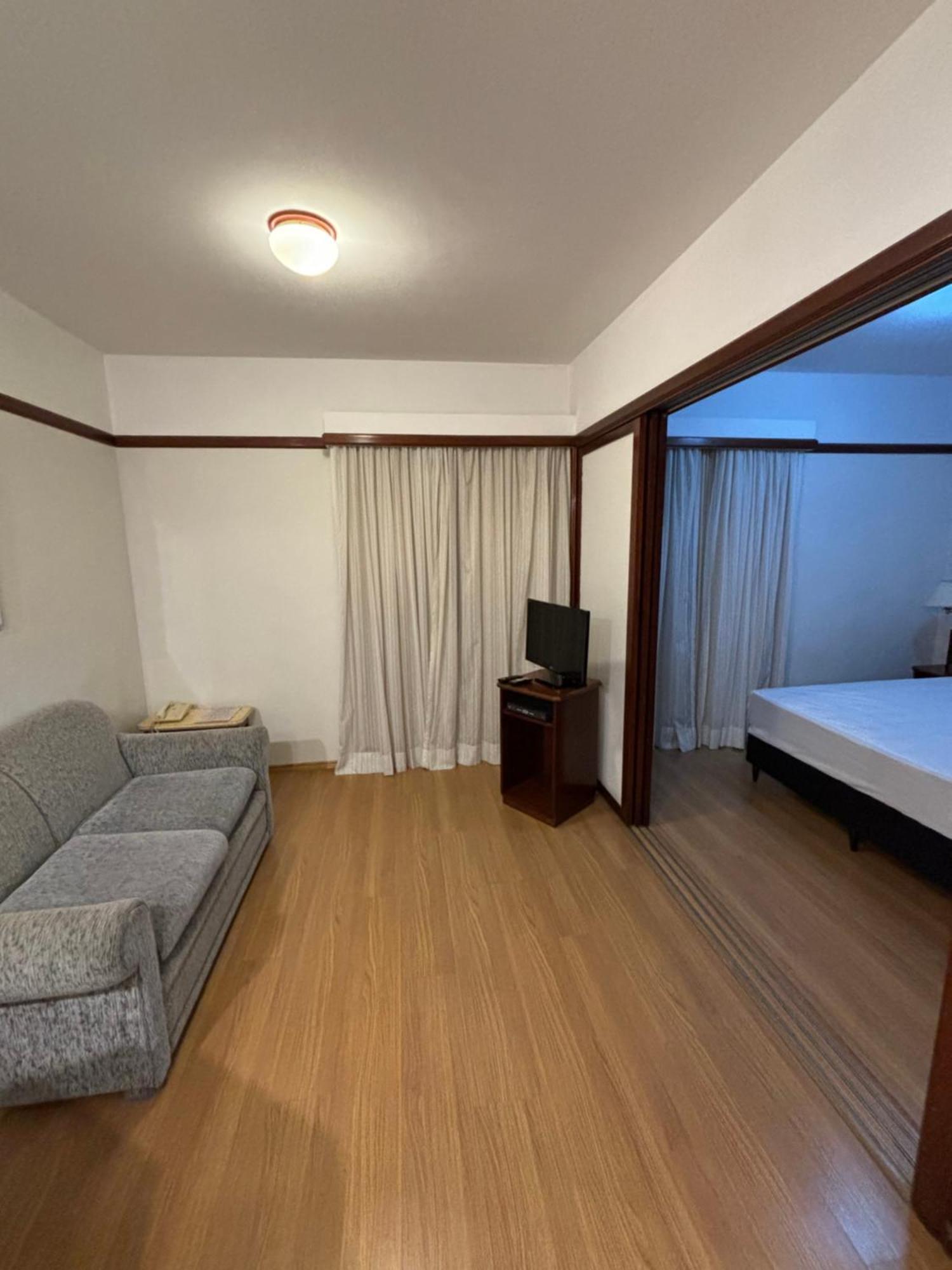 Flat Nine Al Lorena Avpaulista Jardins Com Garagem,piscina 1203