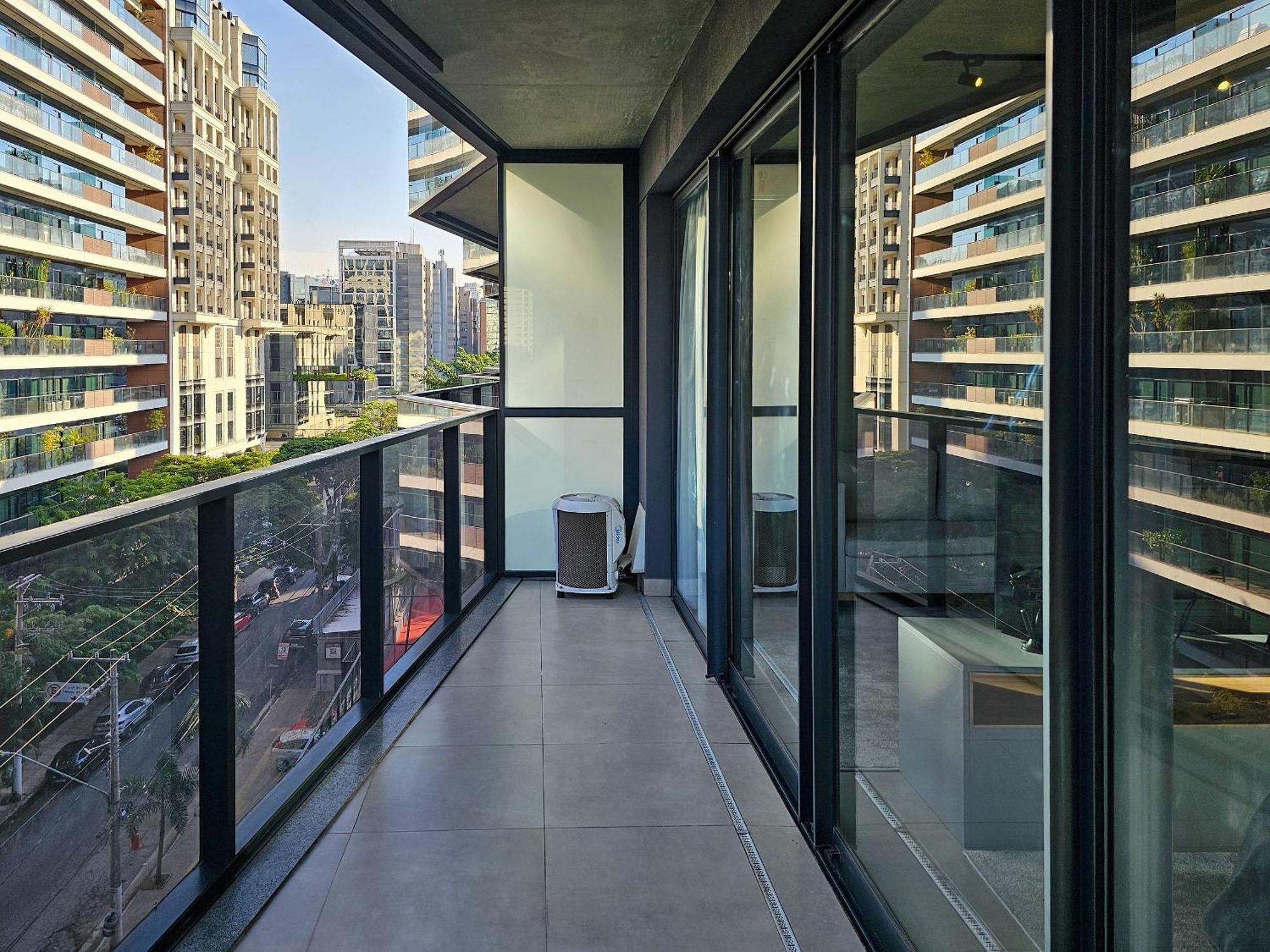 Vn Millenium By Housi Apartment *