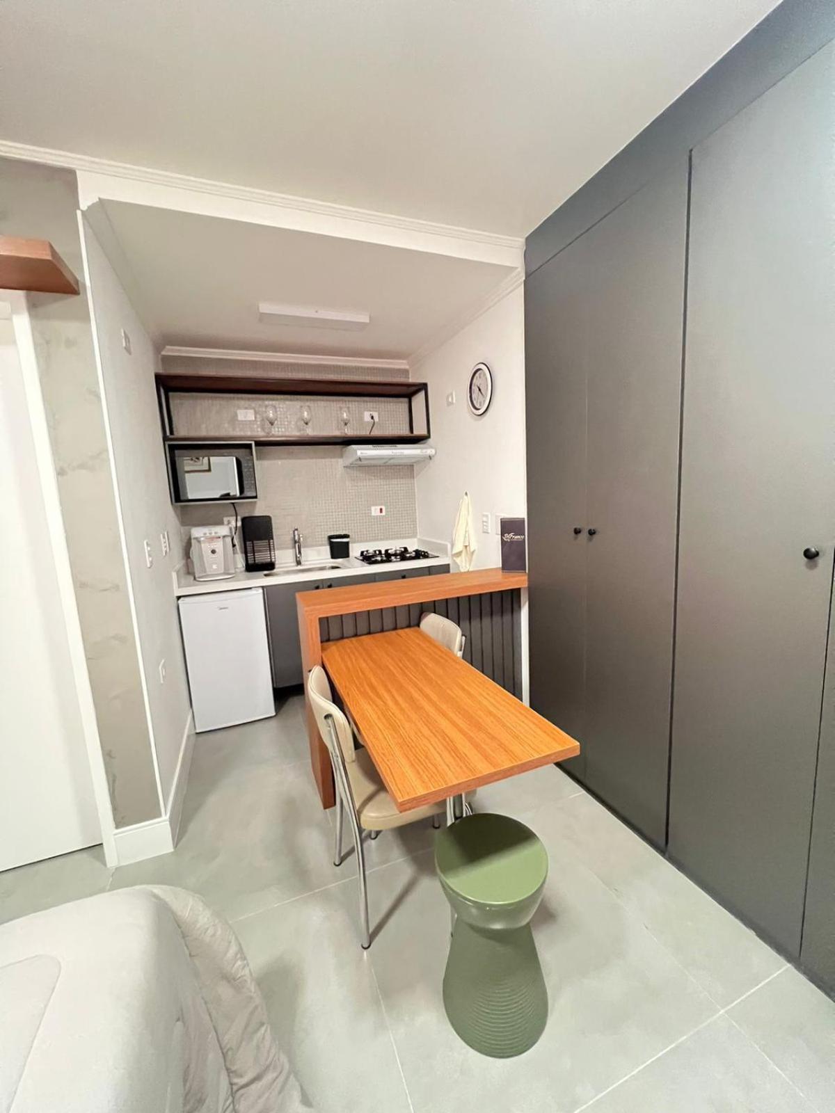 Flat Charmoso Inside Mercure - 50 M Av Paulista - By Palm - 289 Apartment