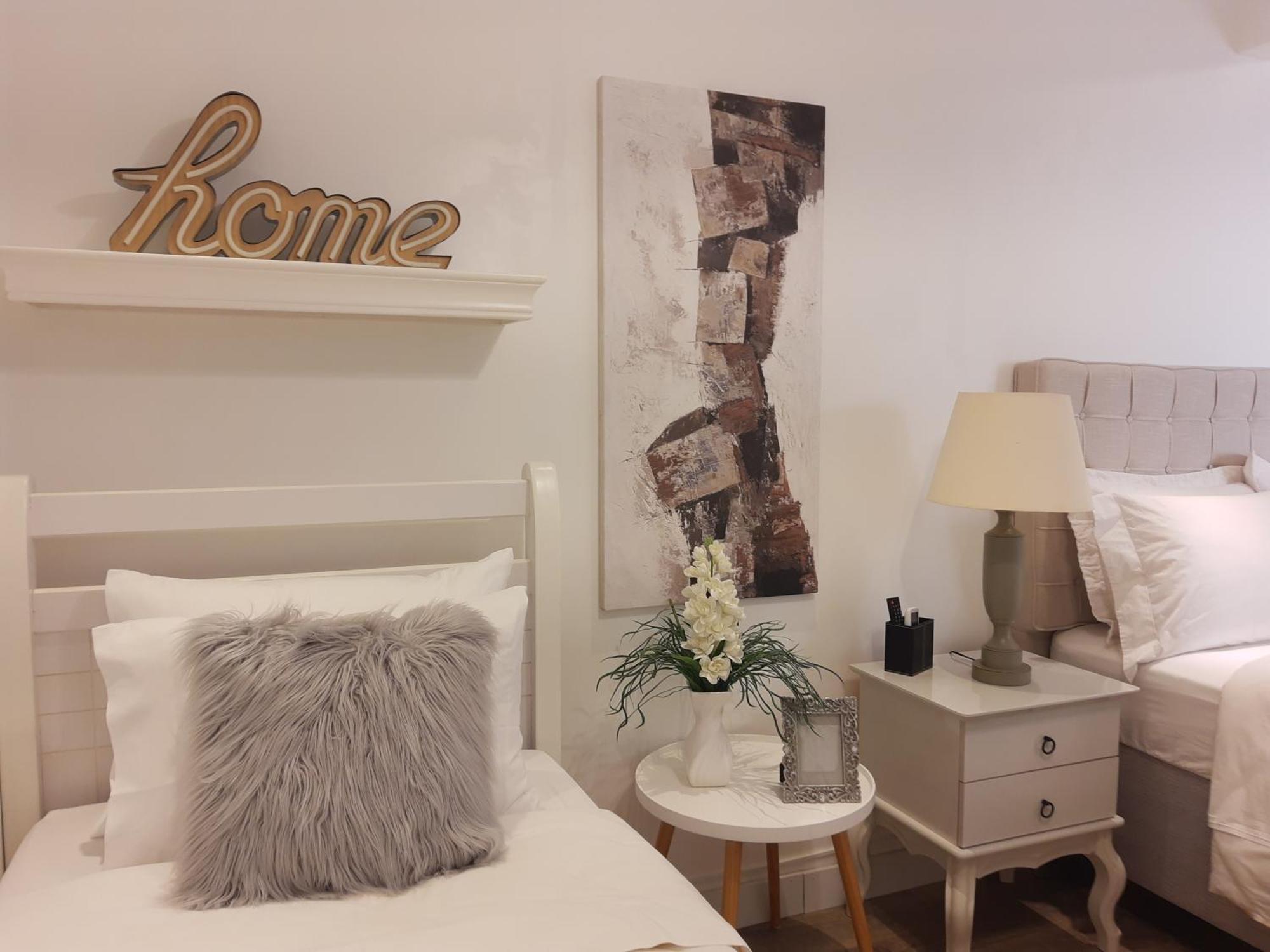 Live House Boutique