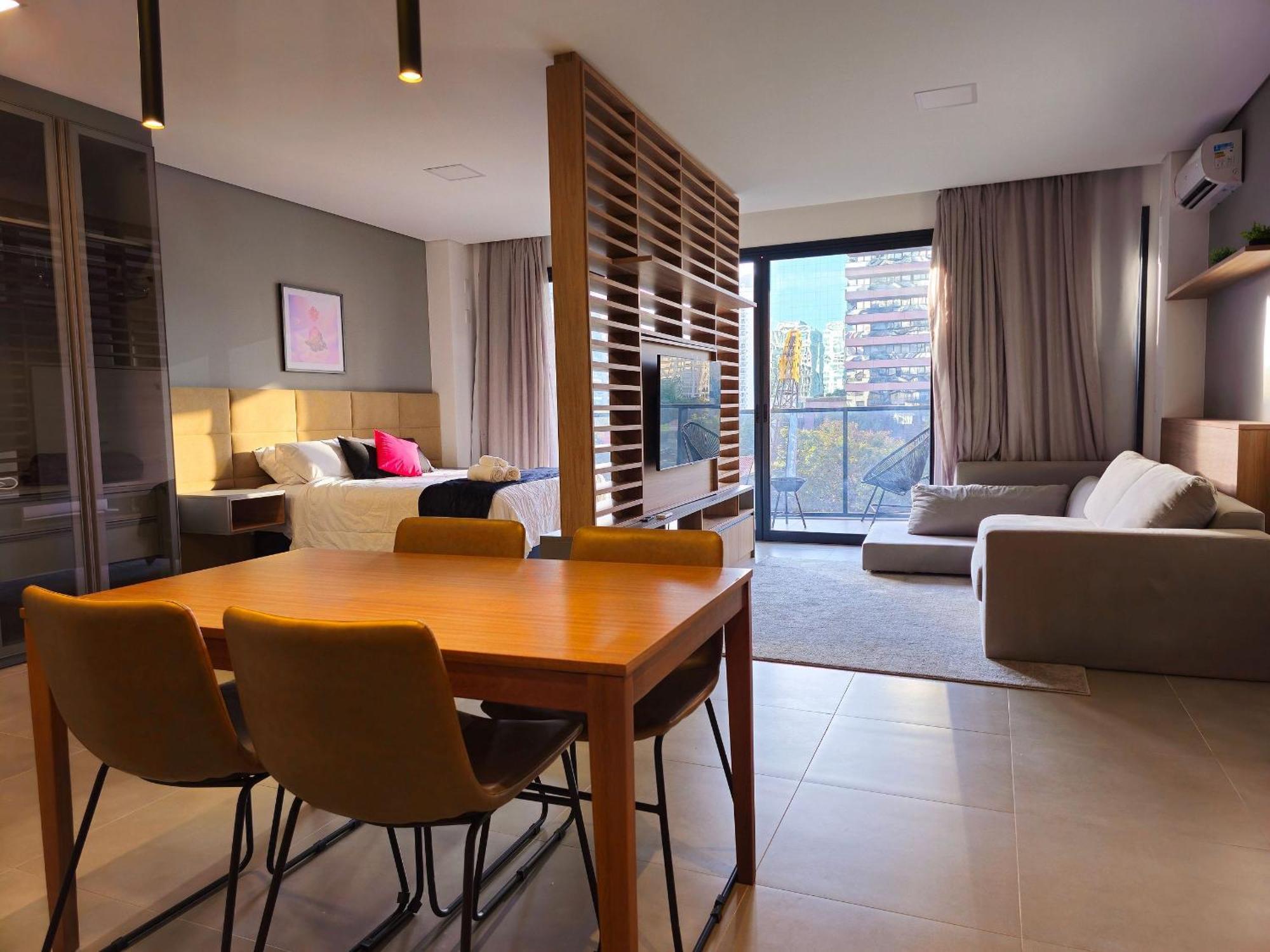 Vn Millenium By Housi Apartment
