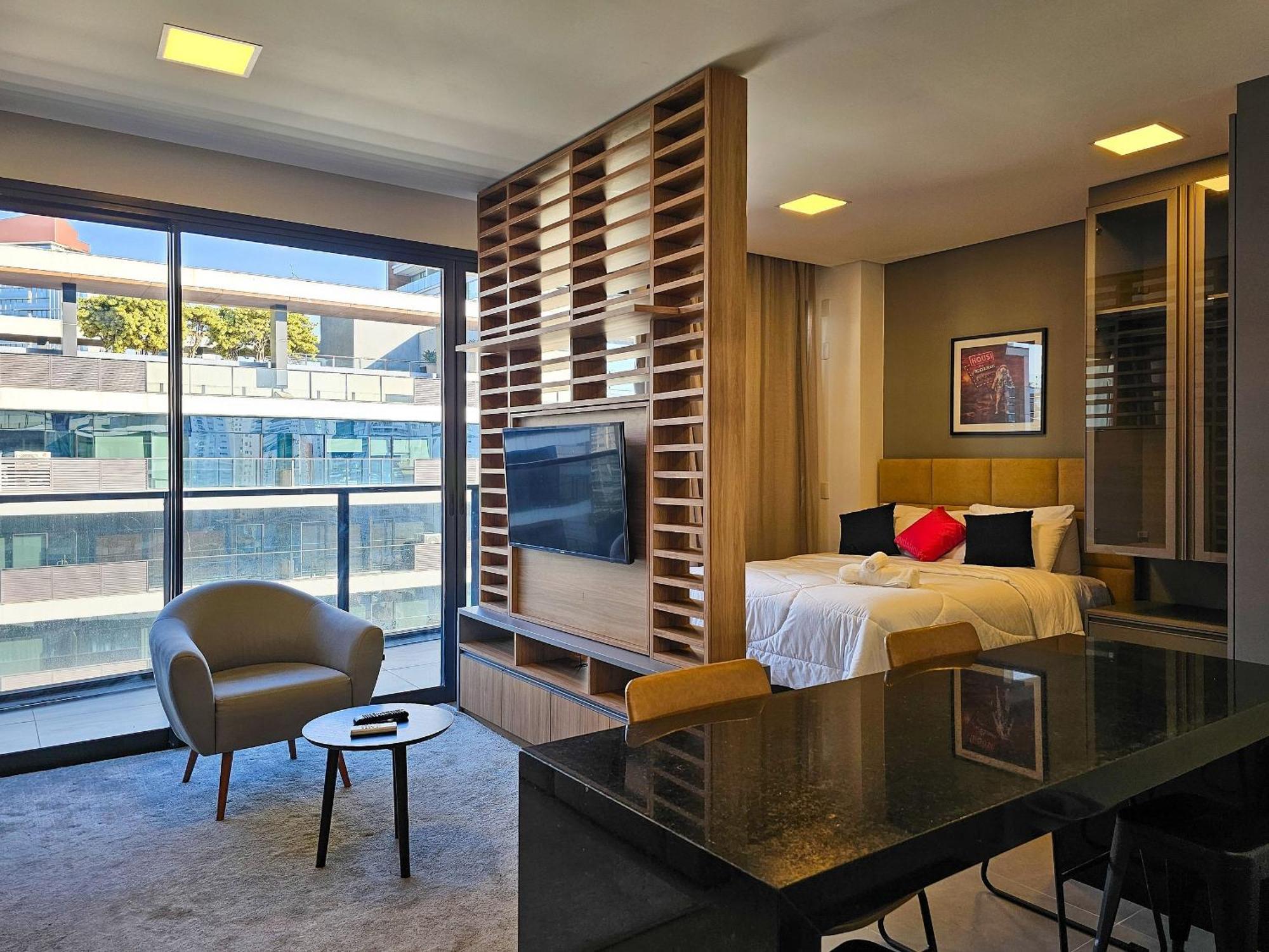 Vn Millenium By Housi Apartment *