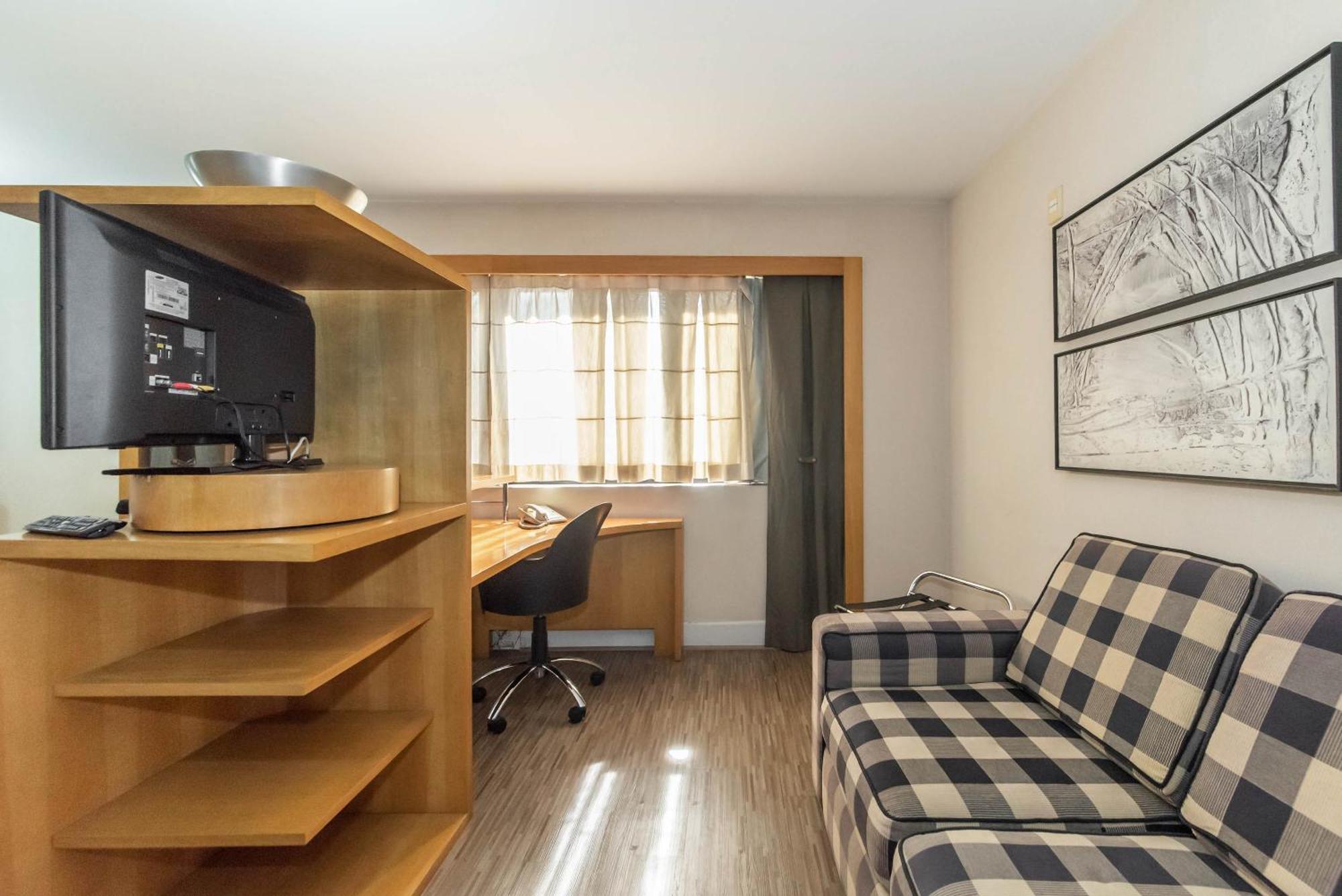 Charmoso Flat Na Faria Lima Apartamento *