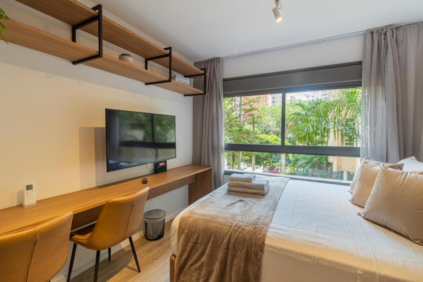 360 Athos Paraiso Apartment *