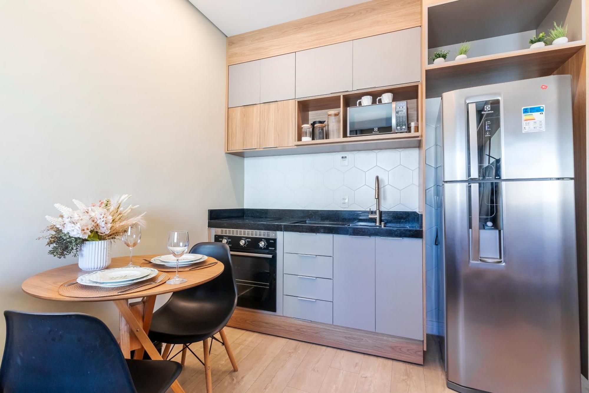 Daire Apto Quarto E Sala Completo Prox Paulista Com Vaga De Garagem *