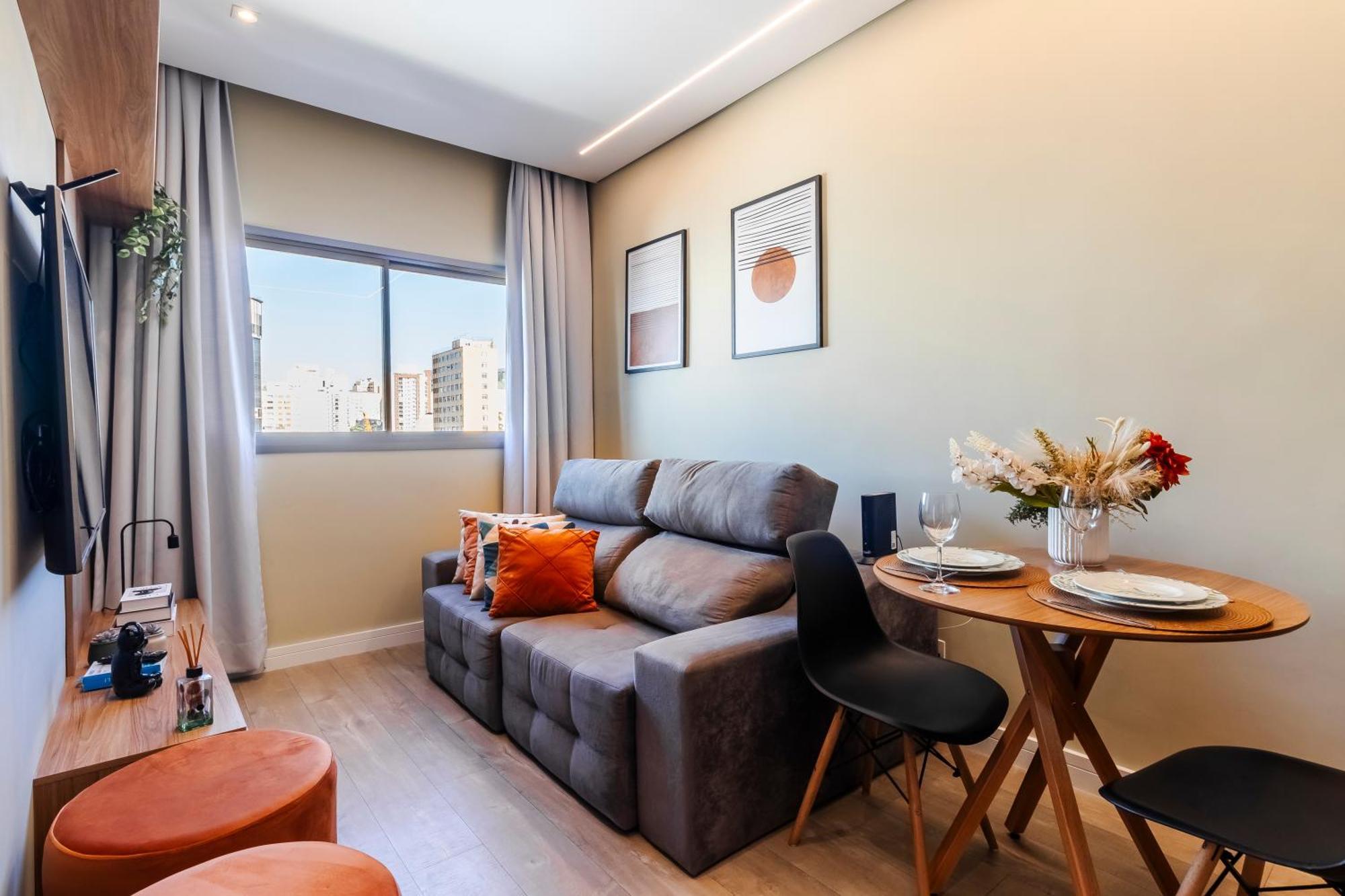 Daire Apto Quarto E Sala Completo Prox Paulista Com Vaga De Garagem