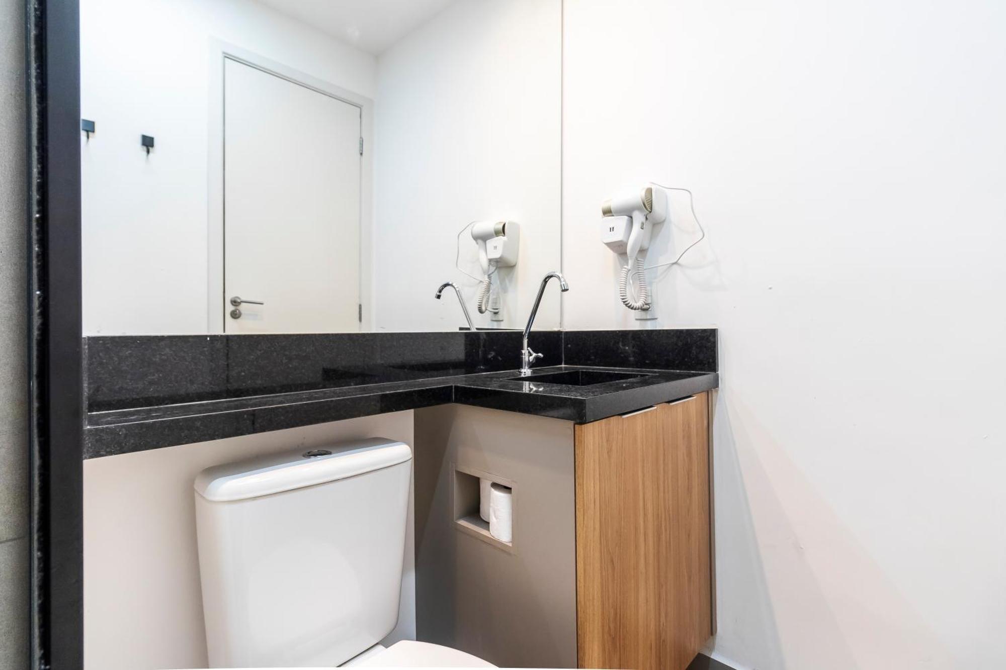 Daire Apto Quarto E Sala Completo Prox Paulista Com Vaga De Garagem Sao Paulo