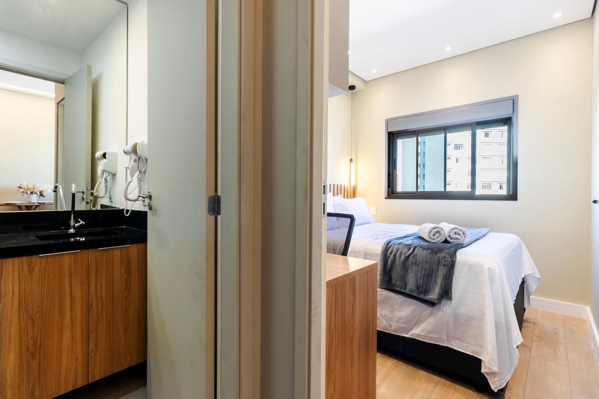 Daire Apto Quarto E Sala Completo Prox Paulista Com Vaga De Garagem