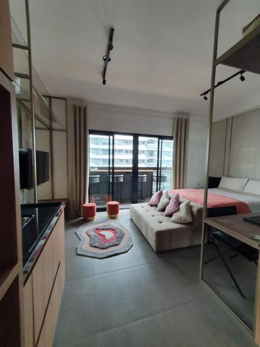 Avenida Reboucas Flat Nubank Oscar Freire Apartment