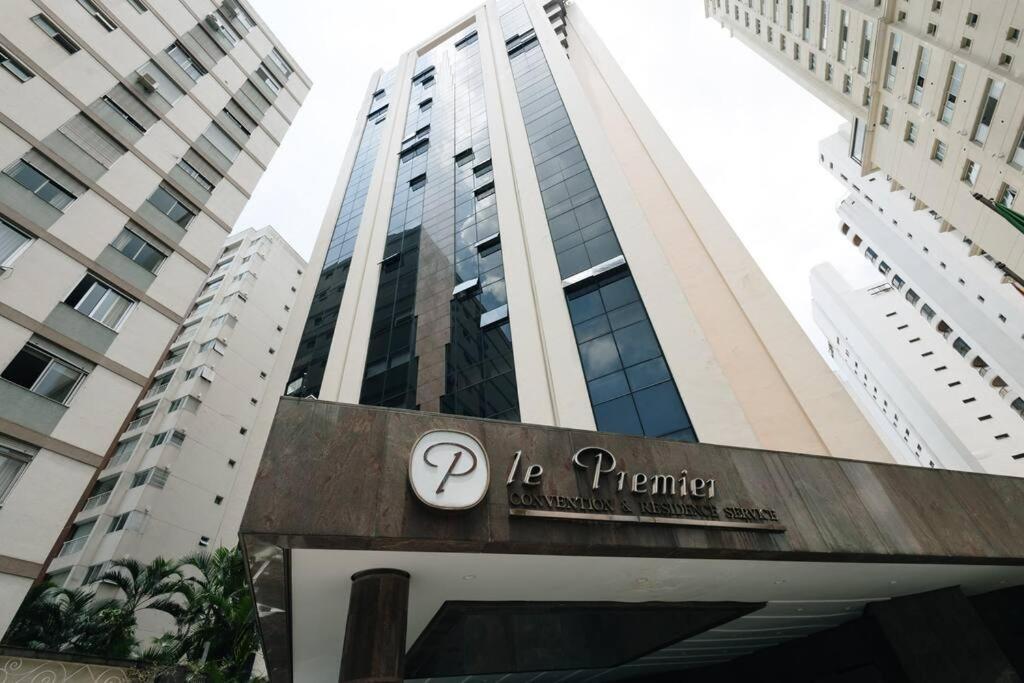 Flat 1712 - 1712 •le Premier Jd. Paulista *