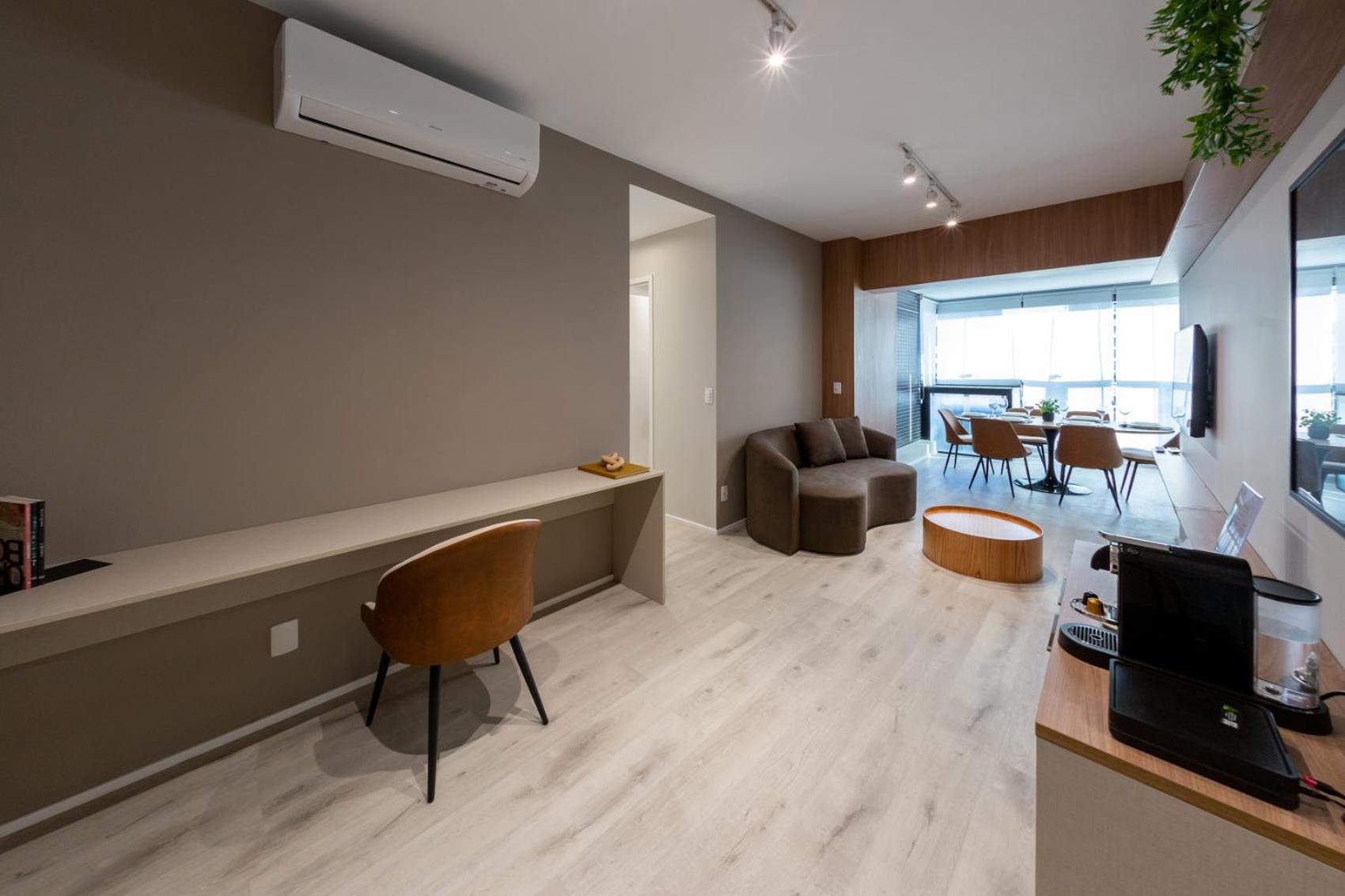 Apartment Charlie Contemporaneo Jardins
