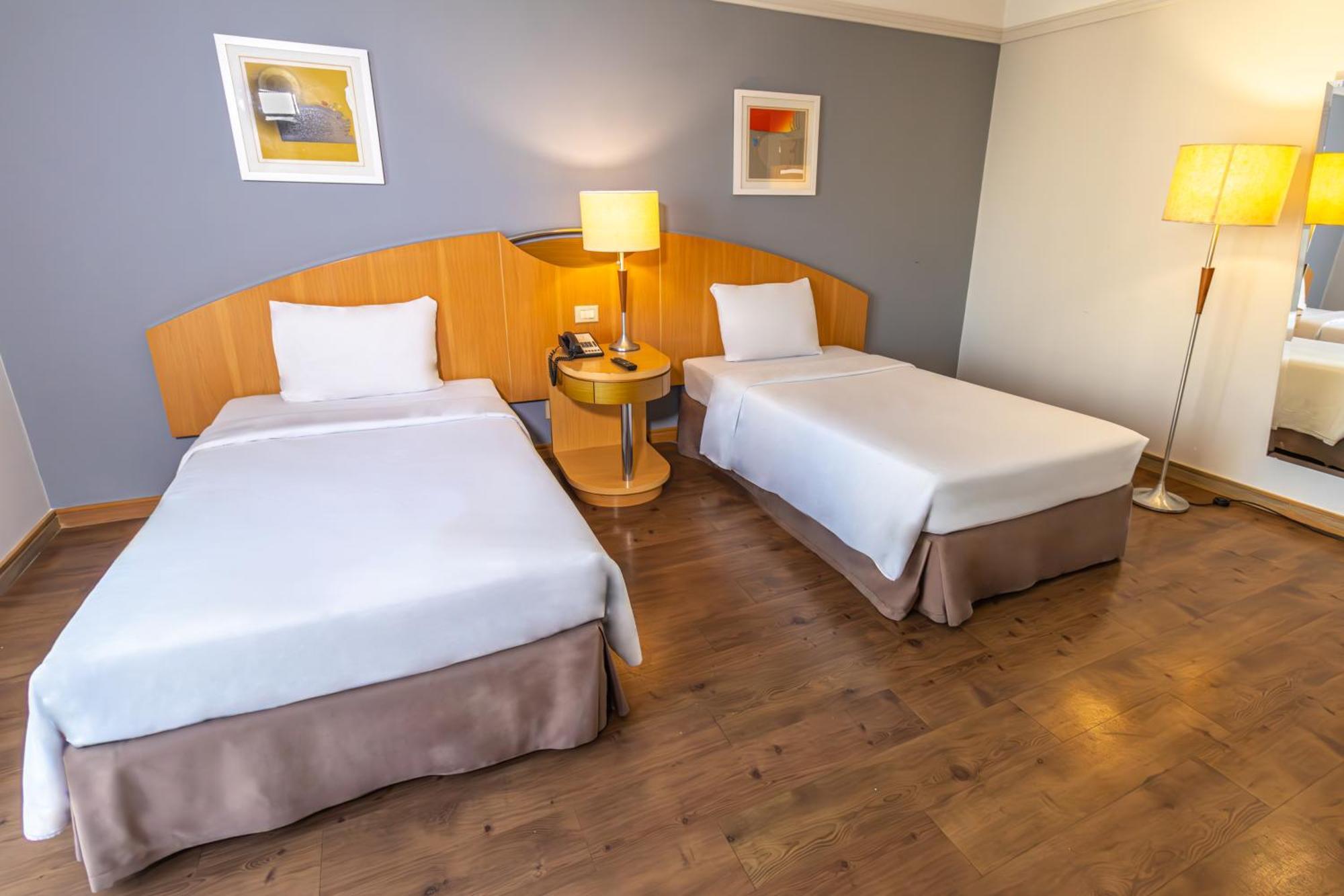 Hotel Nacional Jaragua 4*