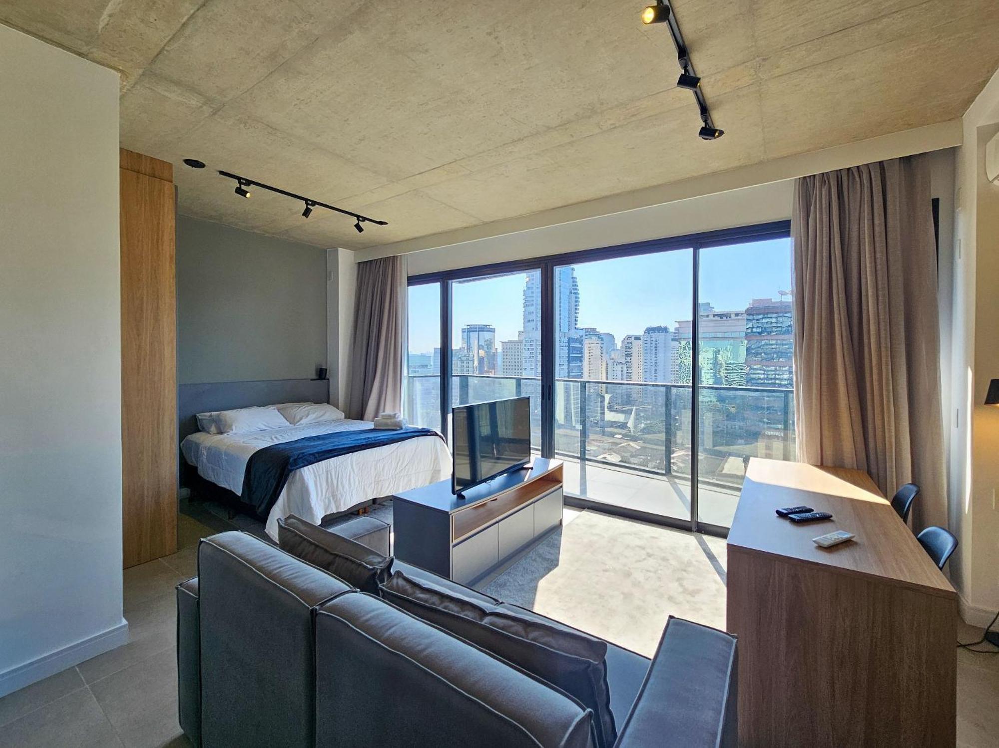 Vn Millenium By Housi Apartment