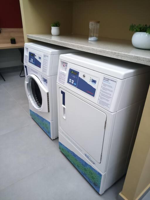 De 25 Metros Do Lado Metro Linha 5 Lilas Apartemen Sao Paulo